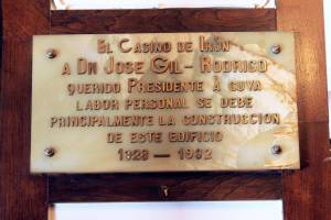 El Vestíblo y Escalera 